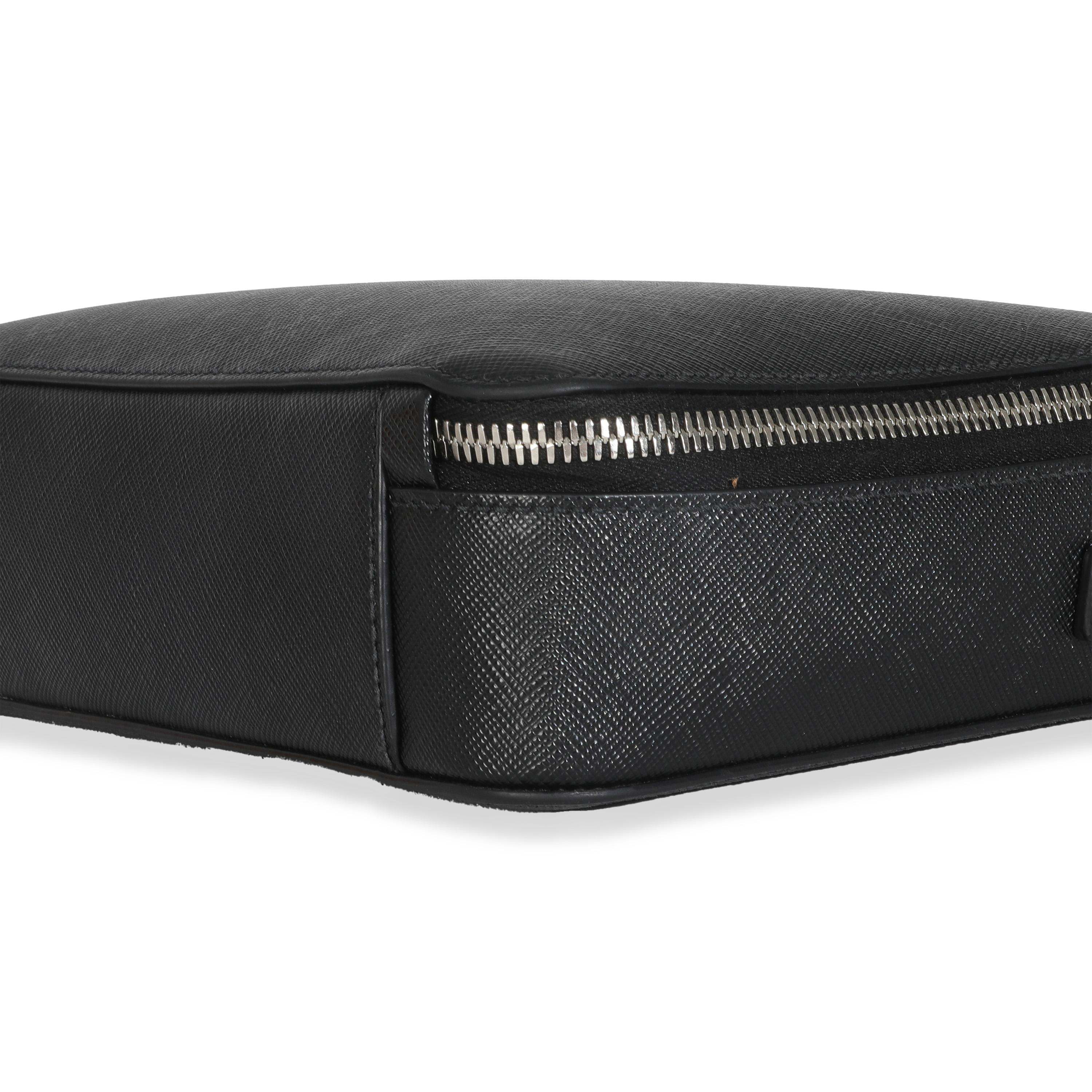 Prada Schwarz Saffiano Medium Brique Crossbody Tasche im Angebot 2