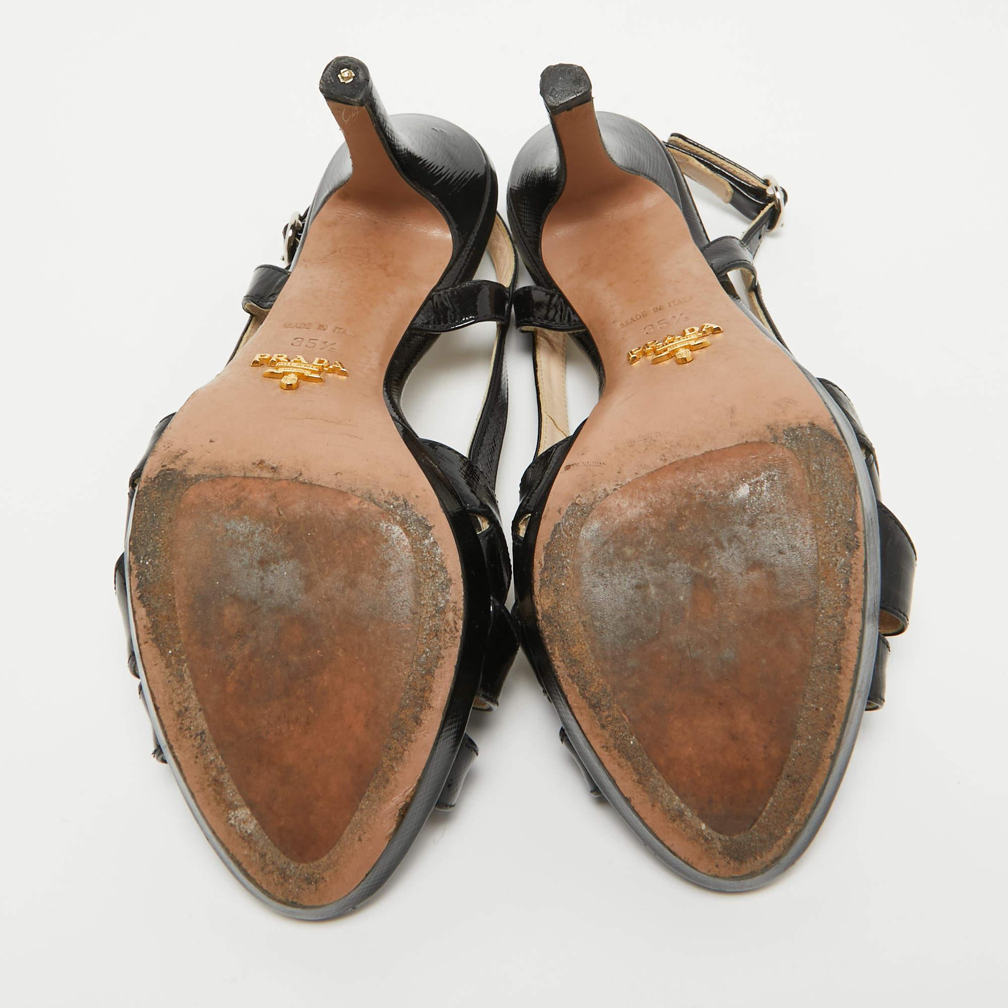 Prada Sandalias negras de charol saffiano con lazo Slingback talla 35.5 en venta 1
