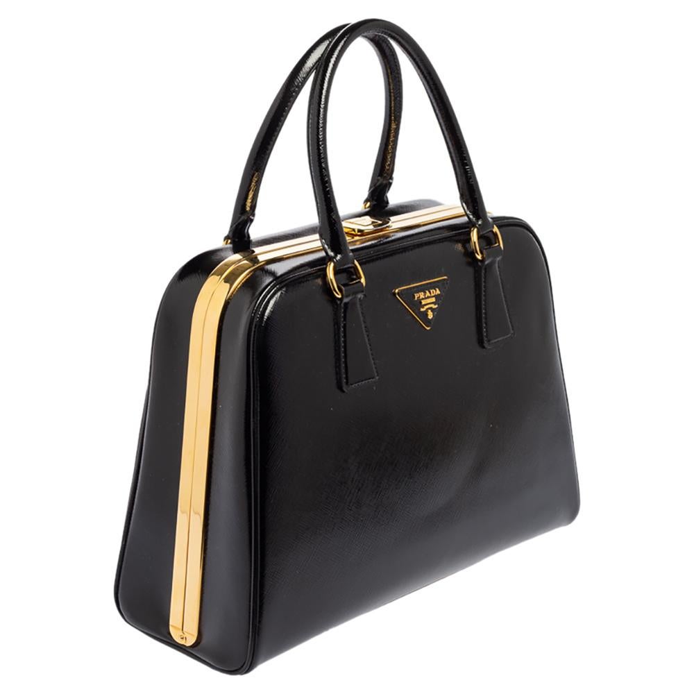 Prada Black Saffiano Vernice Leather Pyramid Frame Satchel In Good Condition In Dubai, Al Qouz 2