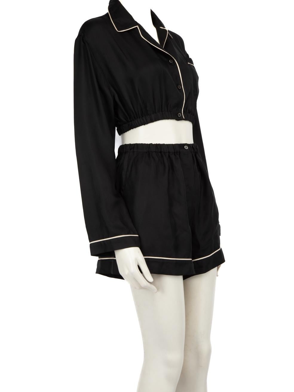 CONDITION is Very good. Minimal wear to the matching set is evident. Pluck to the weave on the shirt pocket and front right. Marks on the back of the collar on this used Prada designer resale item. Marks may need gentle hand wash contrary to dry