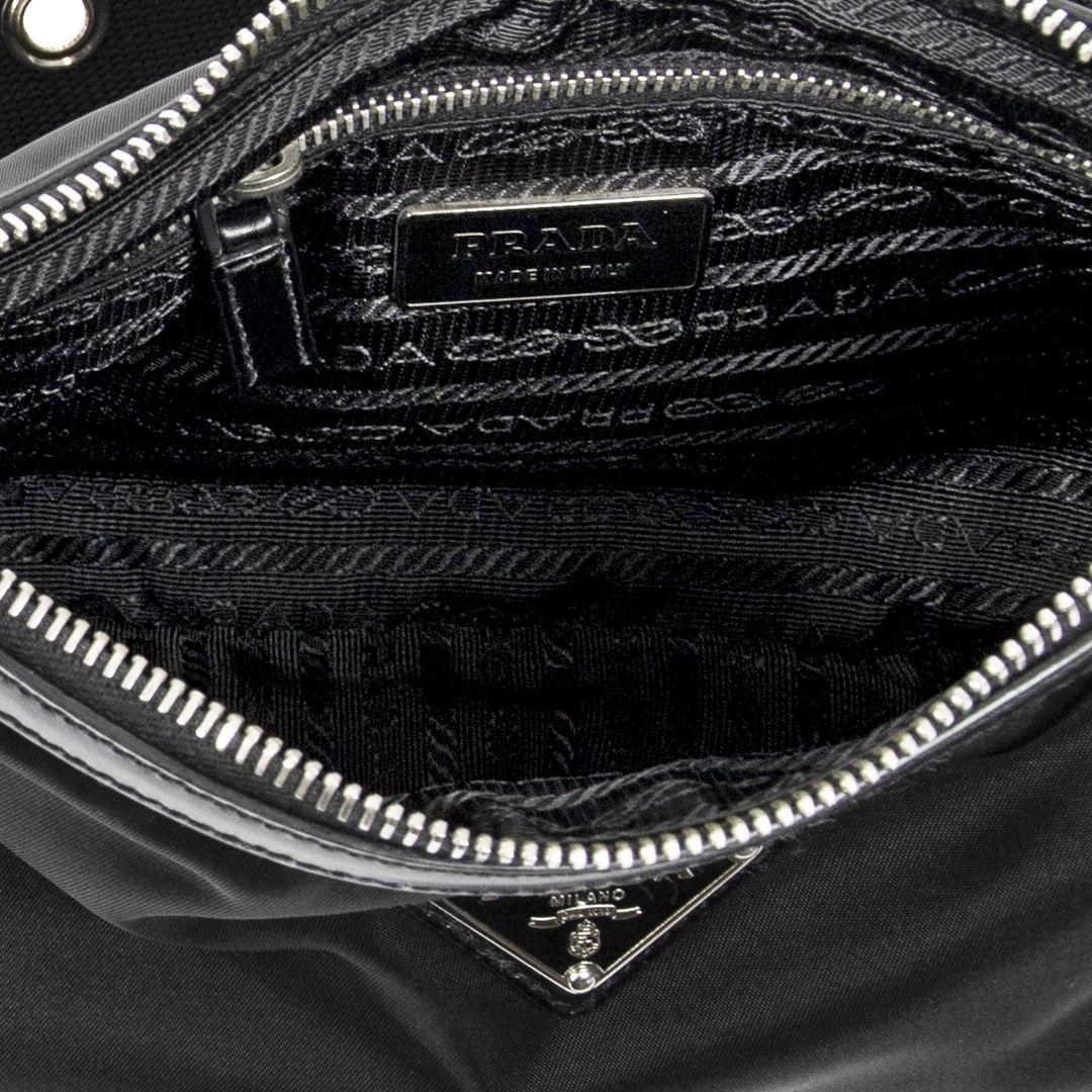 Prada Black Small Belt Buckle Hobo Bag Unisexe en vente