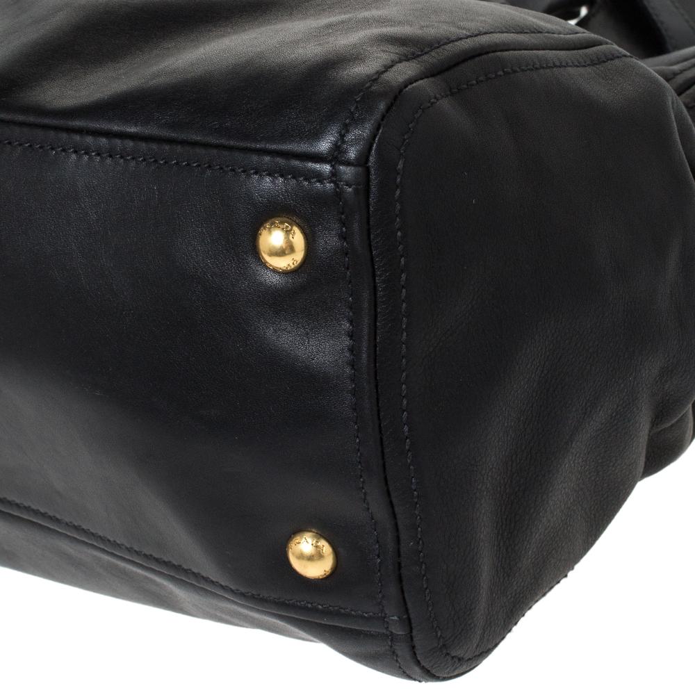 Prada Black Soft Calf Leather Double Zip Tote In Good Condition In Dubai, Al Qouz 2