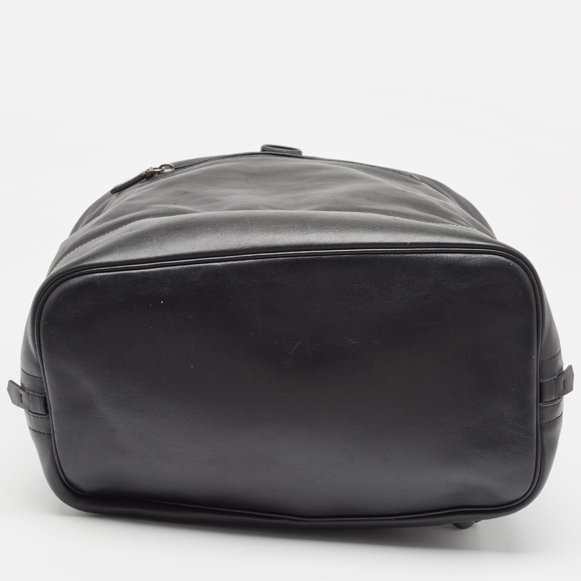 Prada Black Soft Leather Drawstring Backpack For Sale 7
