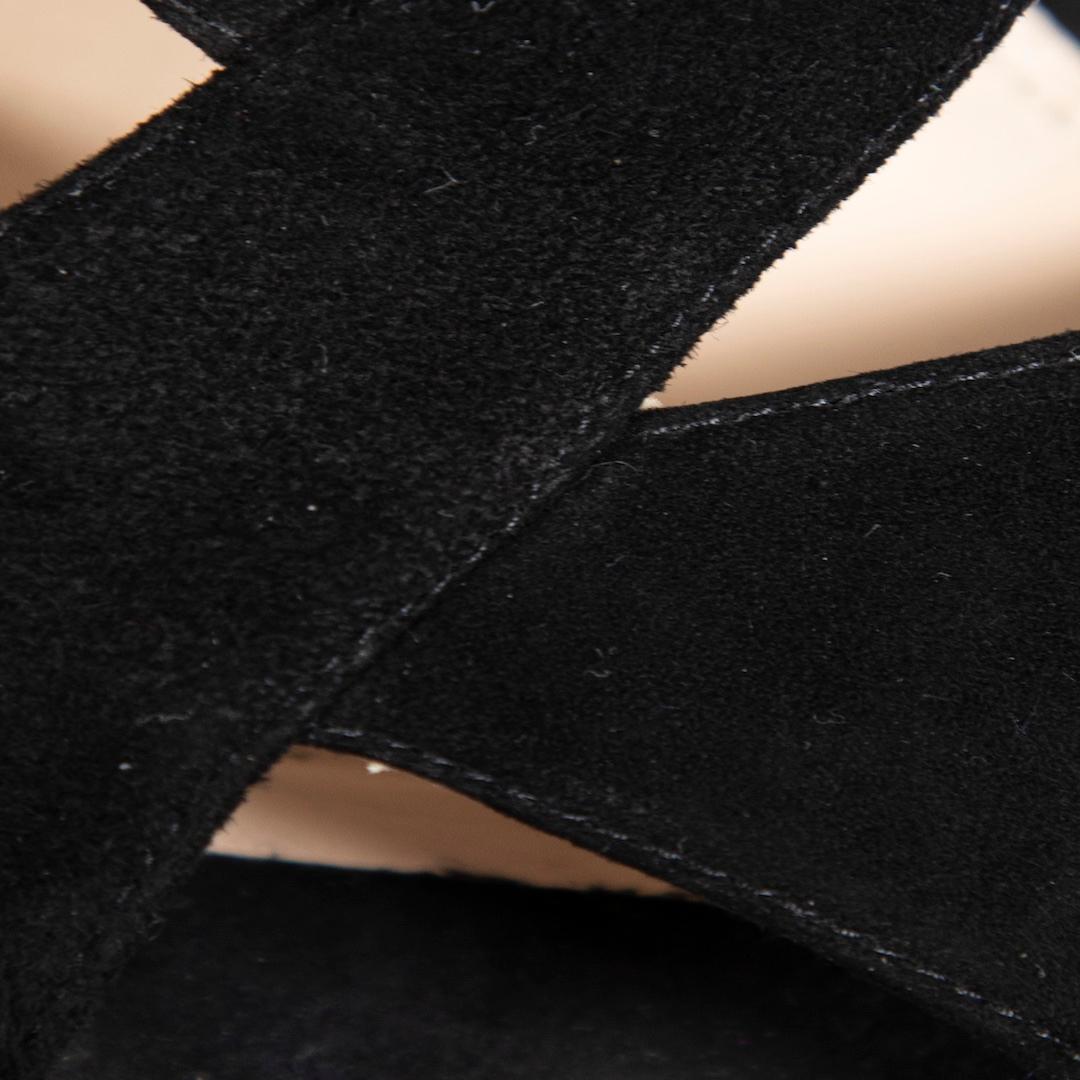 Donna Prada Sandali con cinturino incrociato in pelle scamosciata nera misura IT 37 in vendita