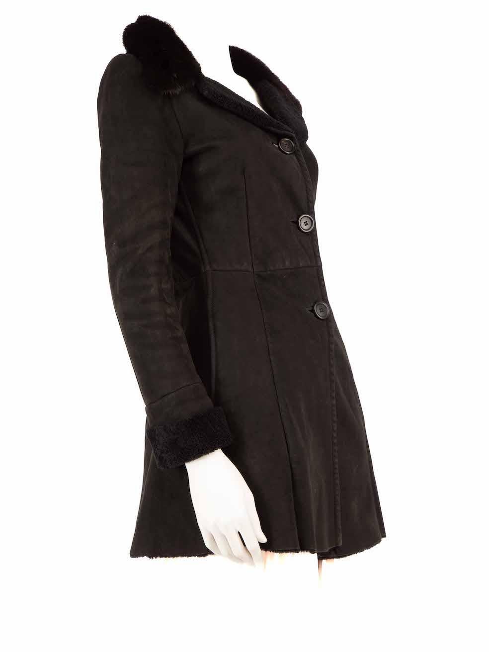 CONDITION is Very good. Minimal wear to coat is evident. Minimal wear to the composition label where a section has been cut off, the internal pocket lining on the right side is partially detached. The top button is slightly loose and has some small