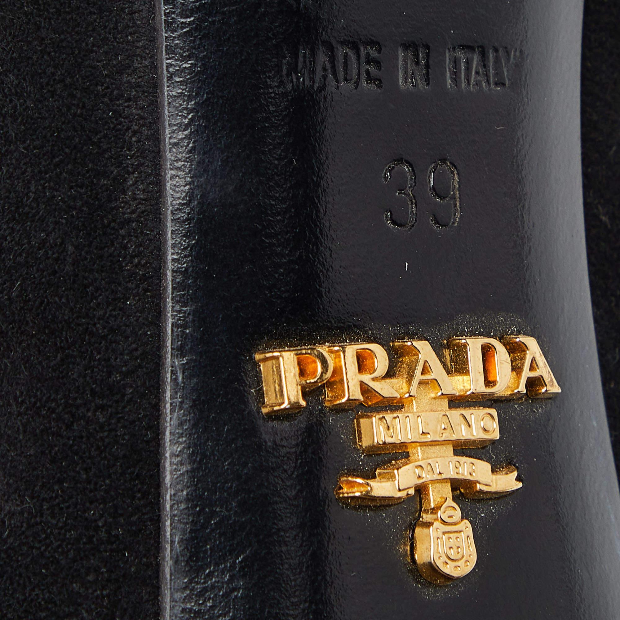 Prada - Escarpins à plateforme en daim noir - Taille 39 en vente 2