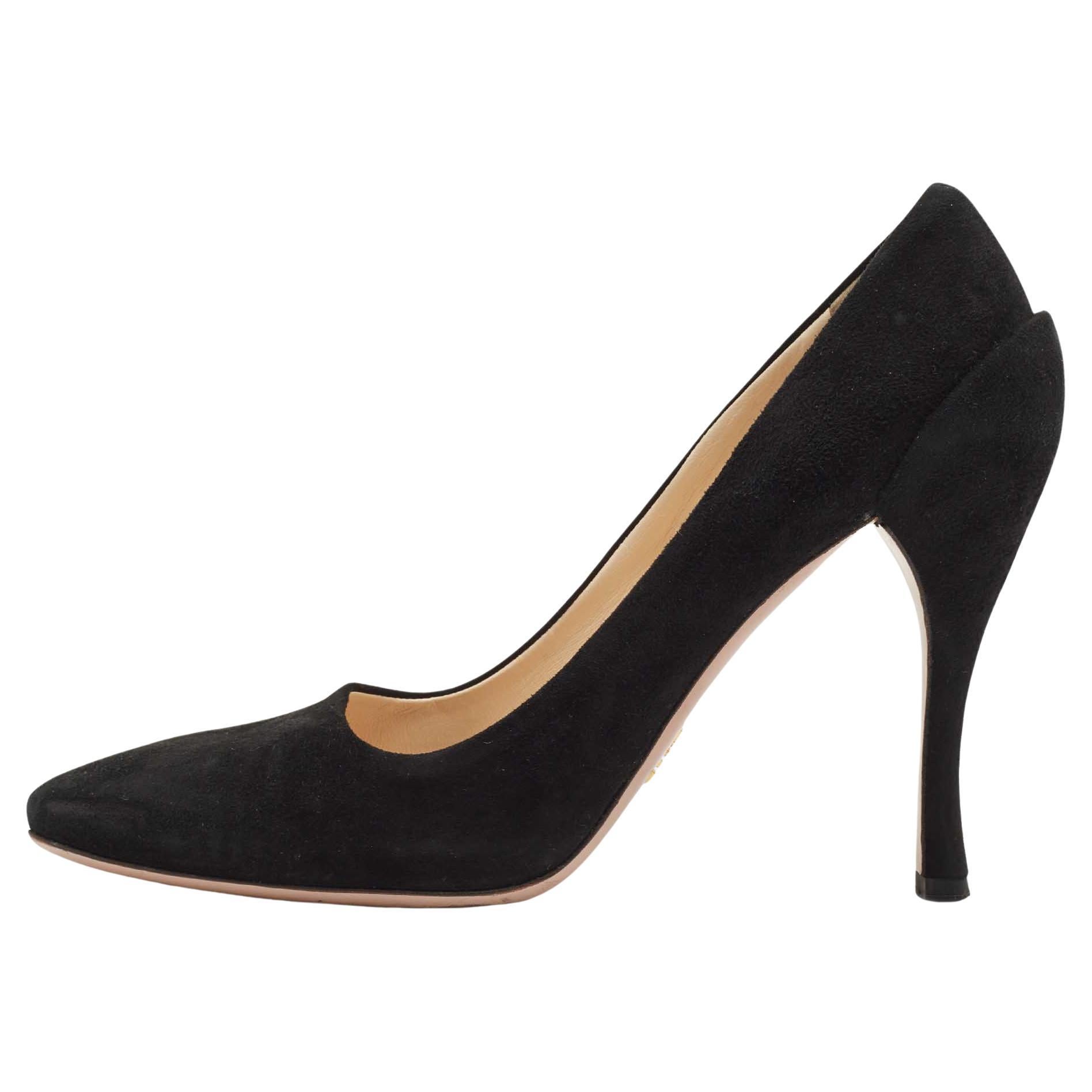 Prada Black Suede Pointed Toe Pumps Size 38.5 For Sale