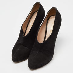 Prada - Escarpins en daim noir Taille 38