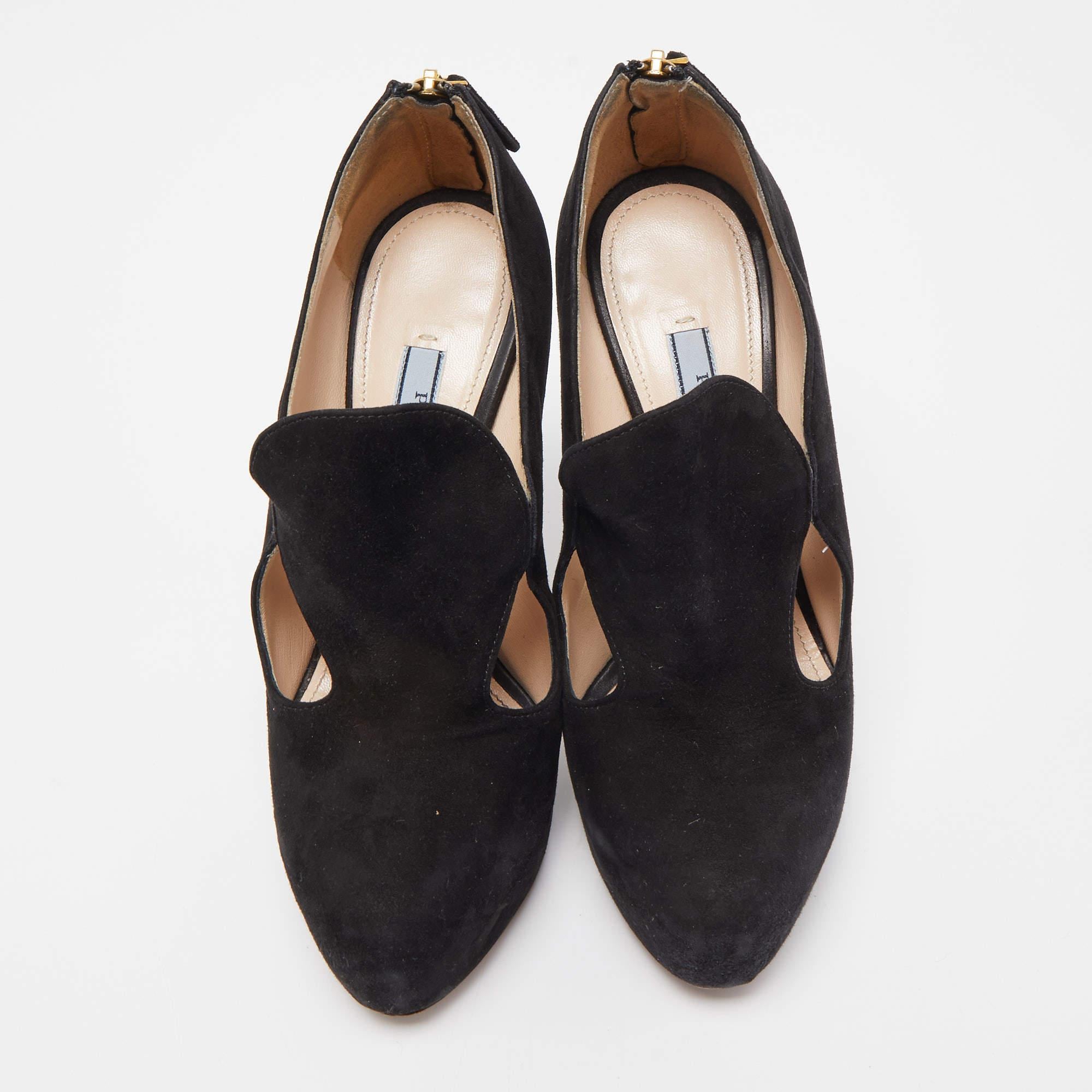 Noir Prada Black Suede Zip detail Cut Out Platform Booties Size 36.5 en vente