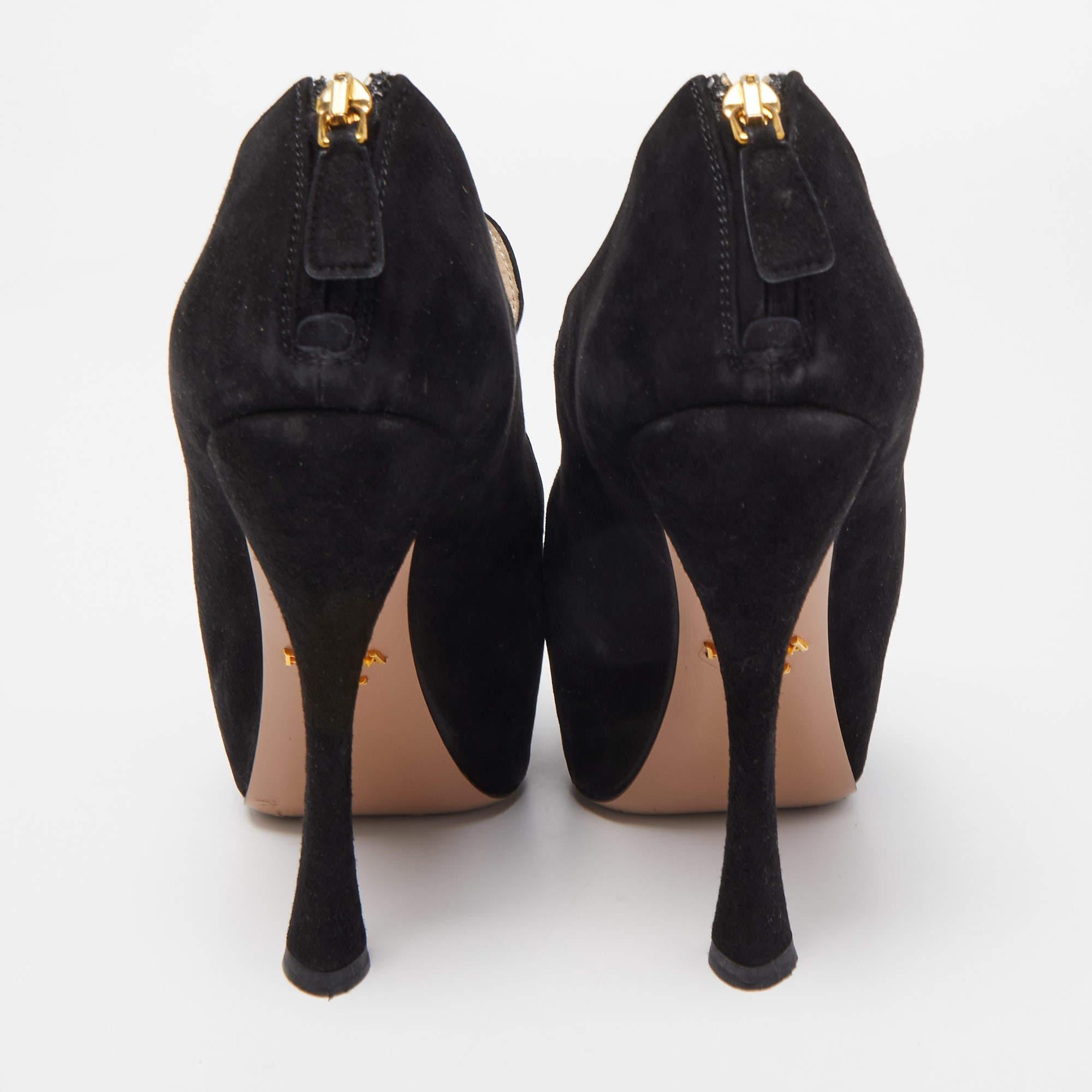 Prada Black Suede Zip detail Cut Out Platform Booties Size 36.5 Pour femmes en vente