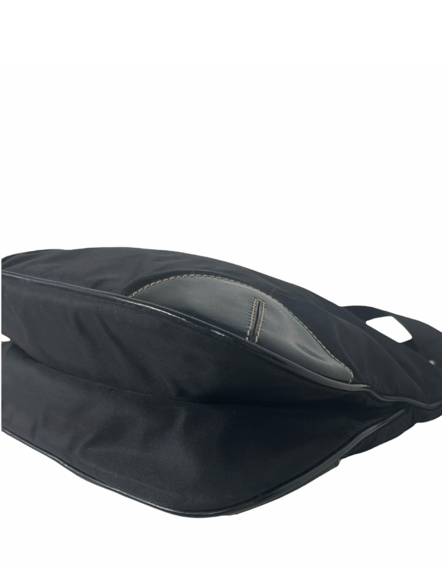 Prada Black Tessuto Nylon Crossbody Bag w/ Leather Trim & Buckle Detail In Good Condition In New York, NY