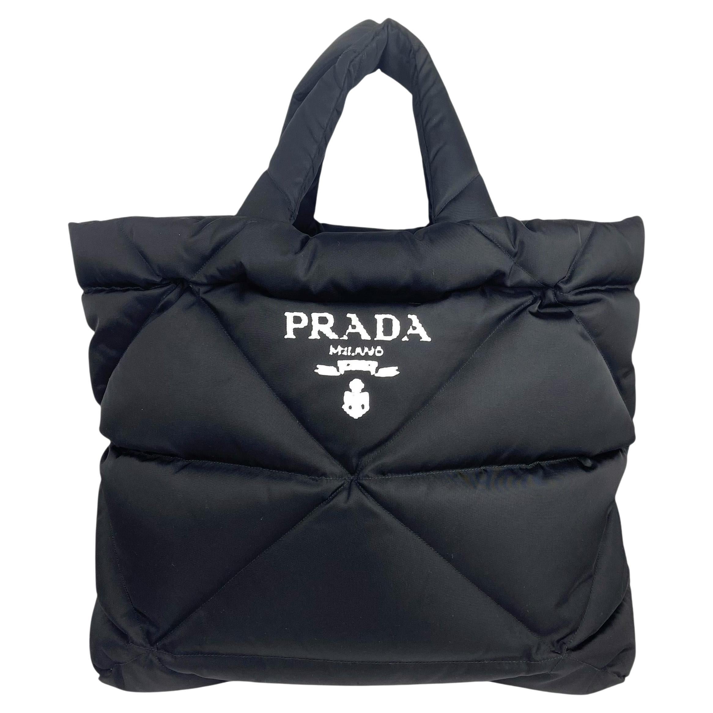 Prada Black Tessuto Re-Nylon Padded Tote Bag im Angebot