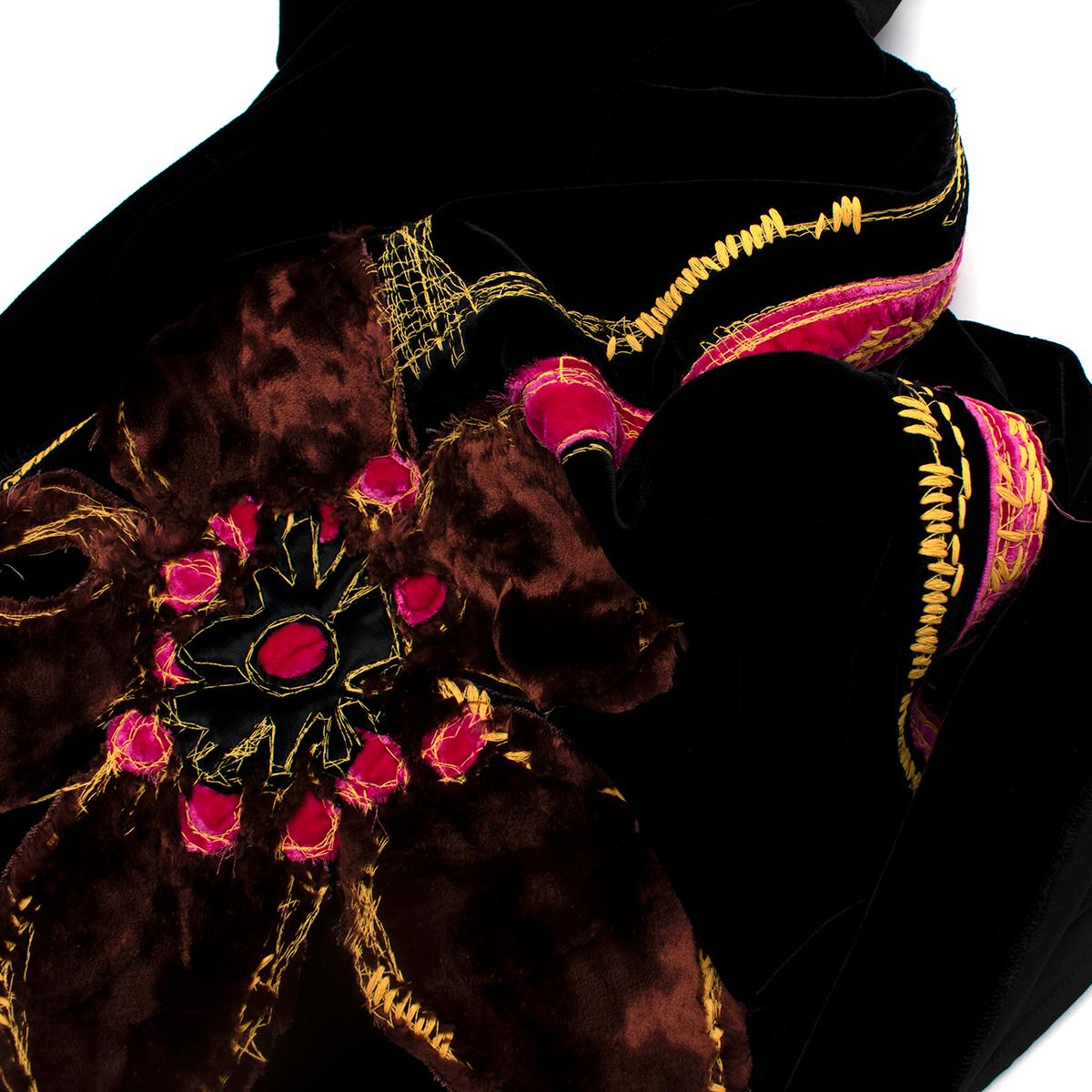 Prada Black Velvet Sleeveless Flower Applique Dress - Us size 8 5
