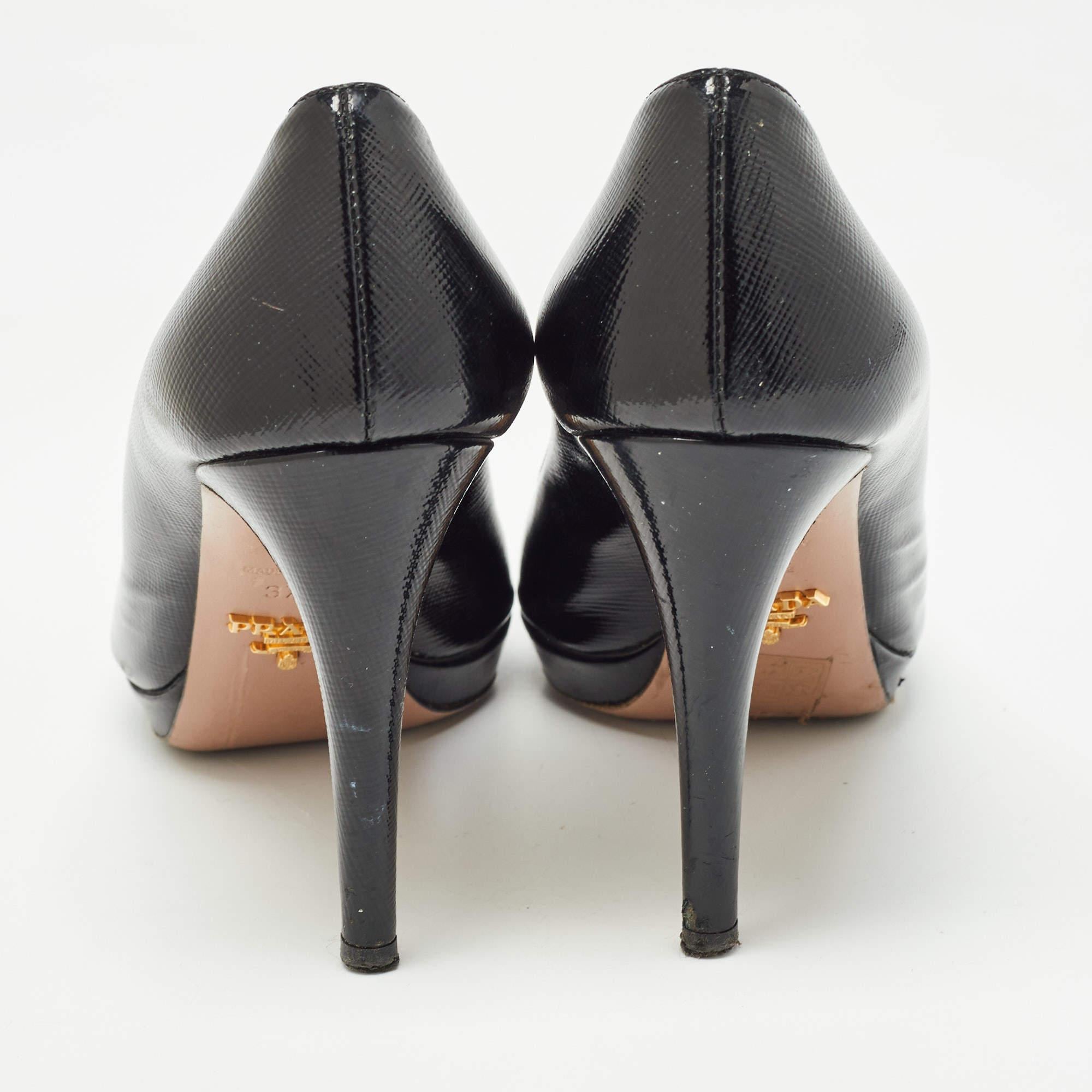 Prada Black Vernice Saffiano Leather Peep Toe Platform Pumps Size 37.5 For Sale 1