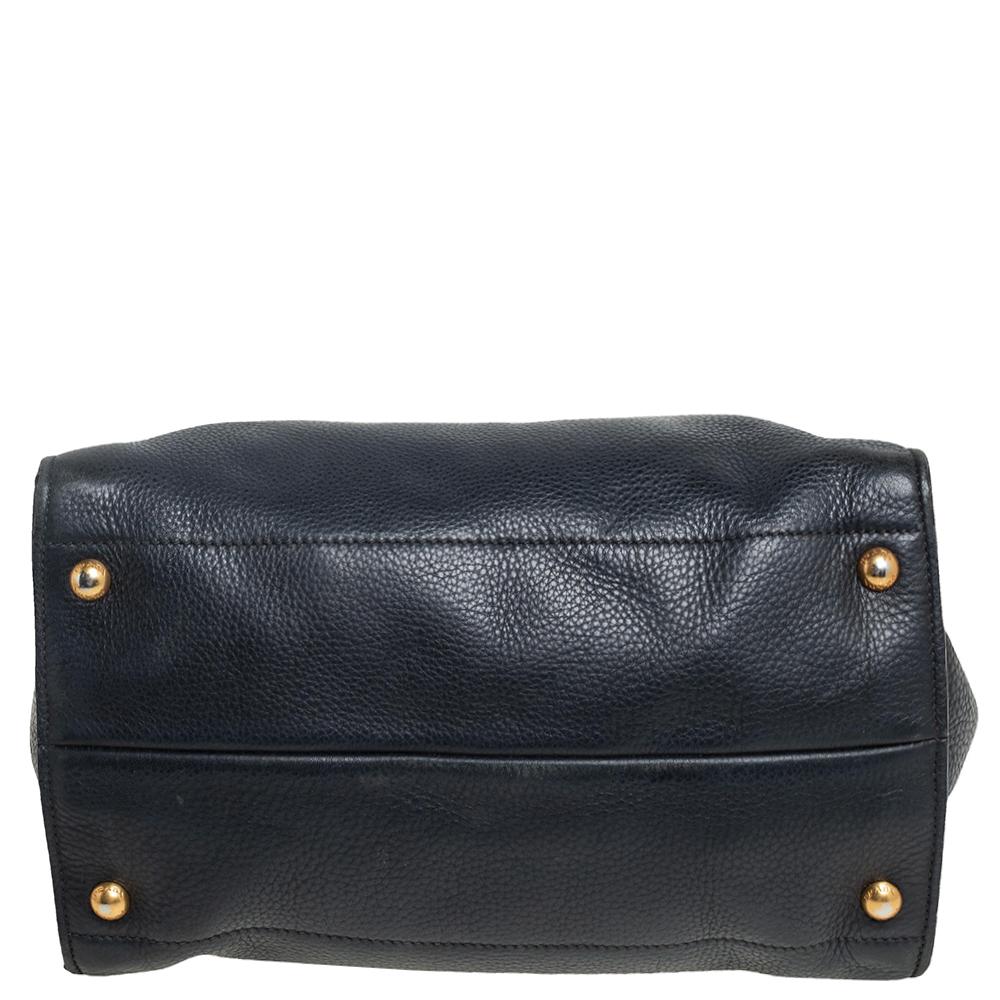 Prada Schwarz Vitello Daino Leder Seite Snap Tote 2