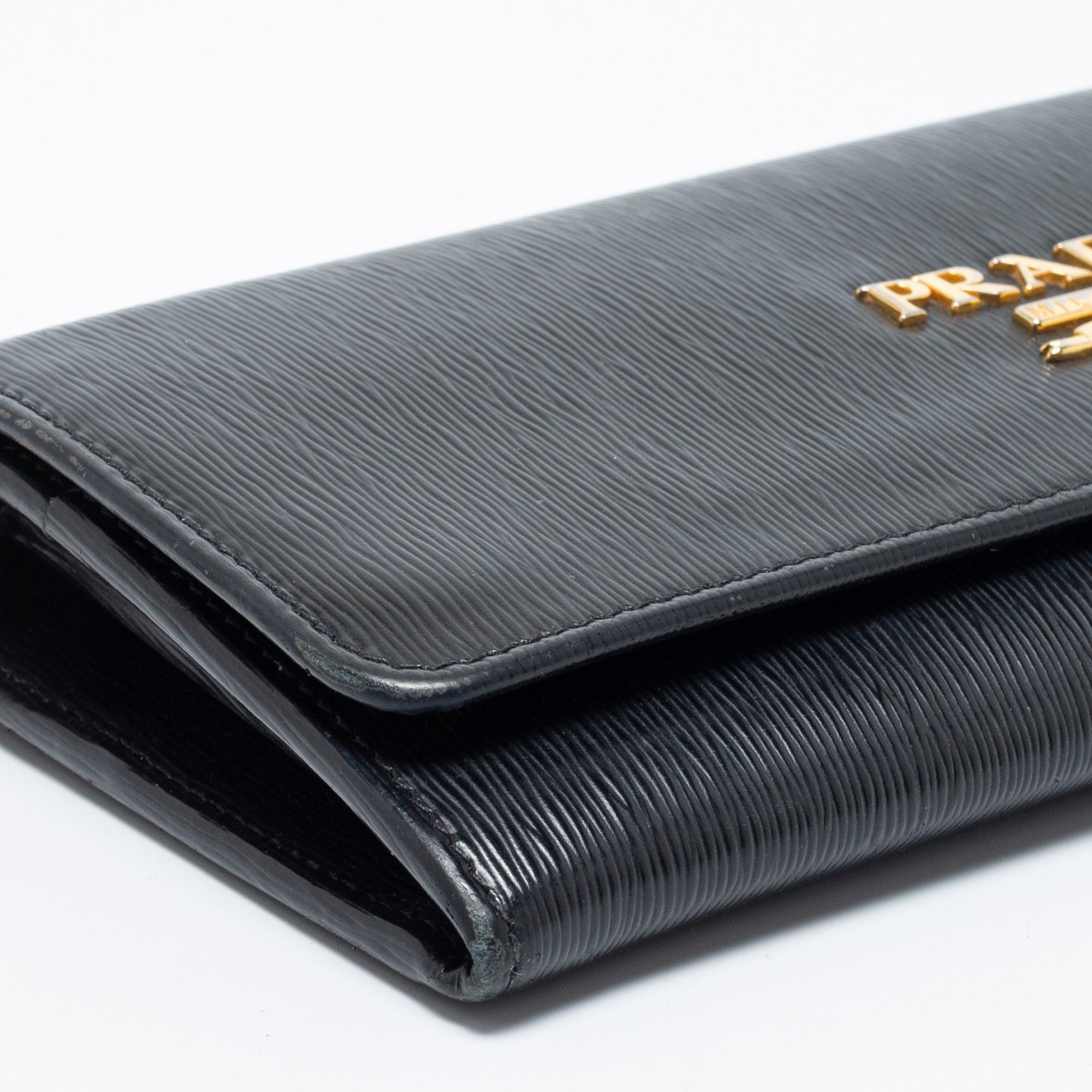 Prada Black Vitello Move Leather Wallet on Chain 4