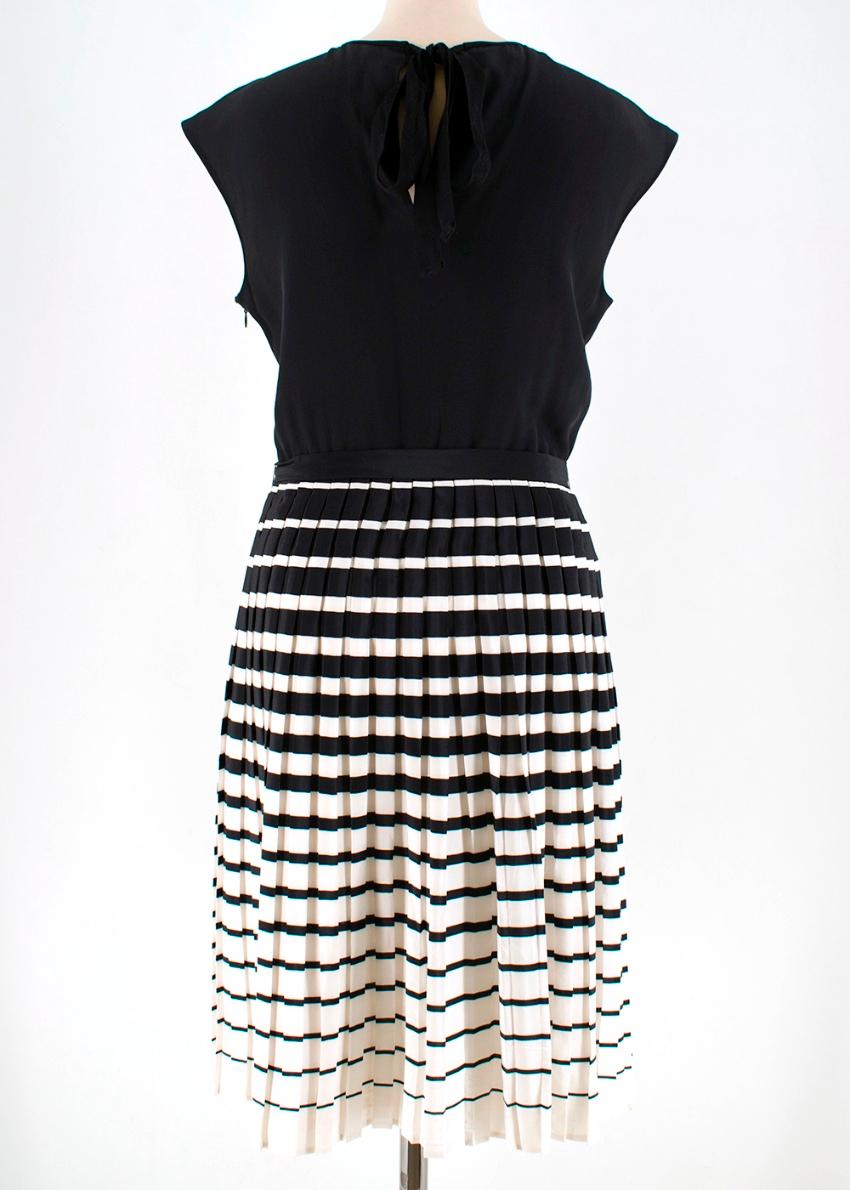 Black Prada black & white a-line silk pleated dress - Size US 6