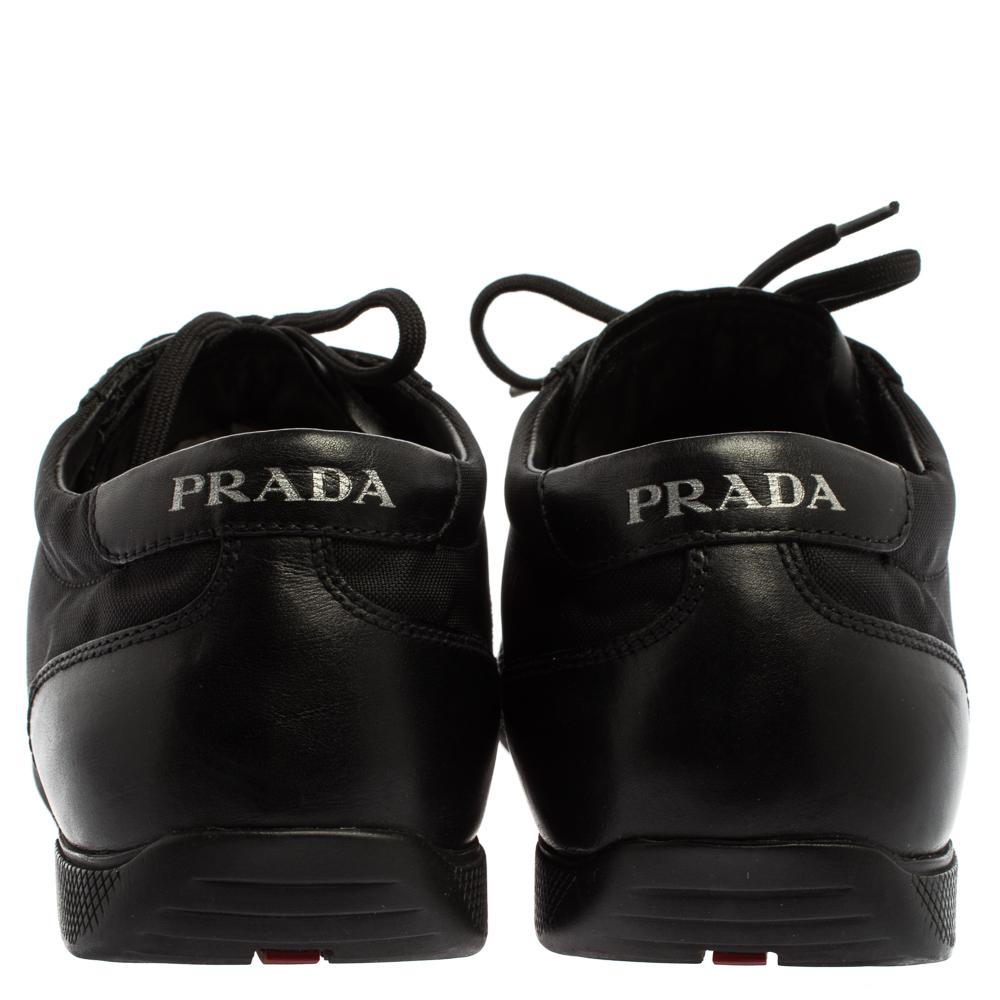 Prada Black/White Nylon And Leather Low Top Sneakers Size 42 In Good Condition In Dubai, Al Qouz 2