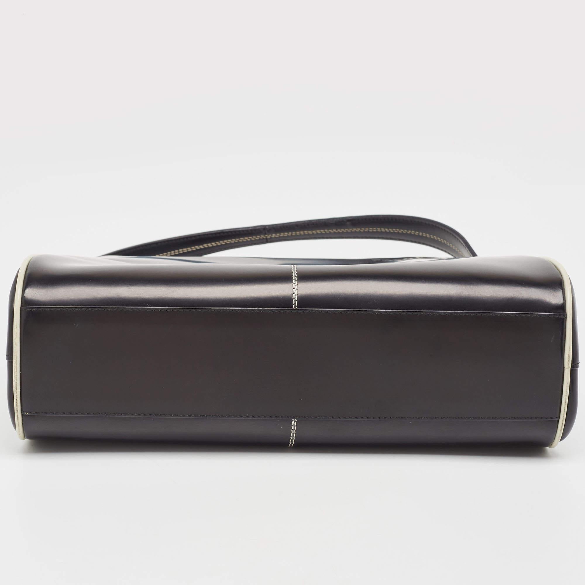 Prada Black/White Patent Leather Frame Top Handle Bag For Sale 2