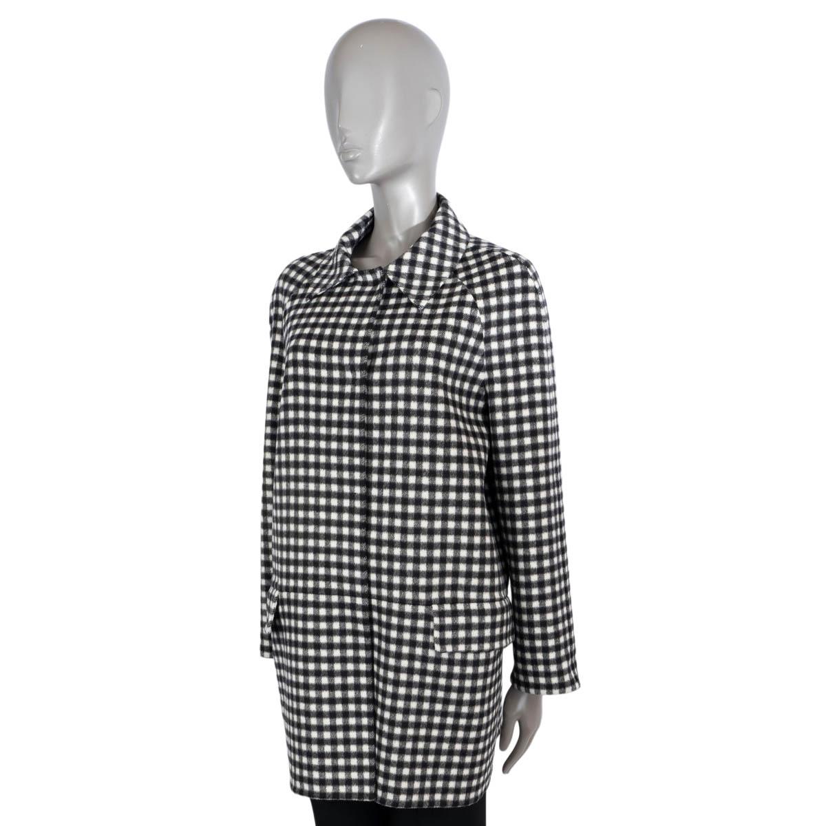 PRADA black & white wool GINGHAM Coat Jacket 46 XL In Excellent Condition For Sale In Zürich, CH