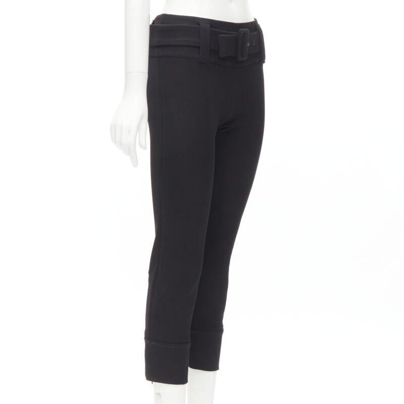 PRADA Schwarze Hose mit schwarzer Wollschnalle und spitz zulaufendem Gürtel XS im Zustand „Hervorragend“ im Angebot in Hong Kong, NT