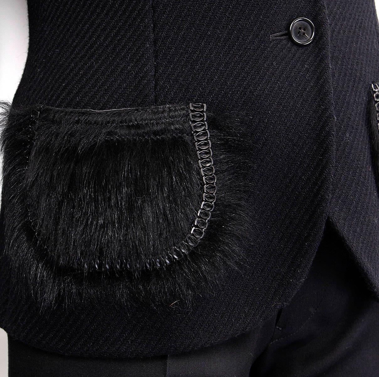 PRADA black wool FUR POCKET CLASSIC Blazer Jacket 42 M In Excellent Condition For Sale In Zürich, CH