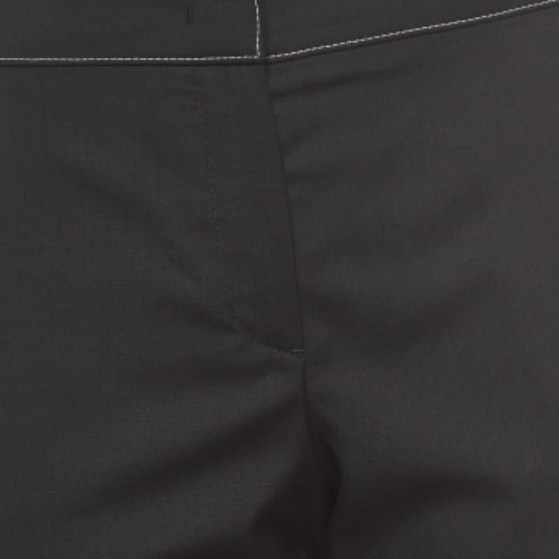 Donna Prada Pantaloni formali slim fit in lana nera S in vendita