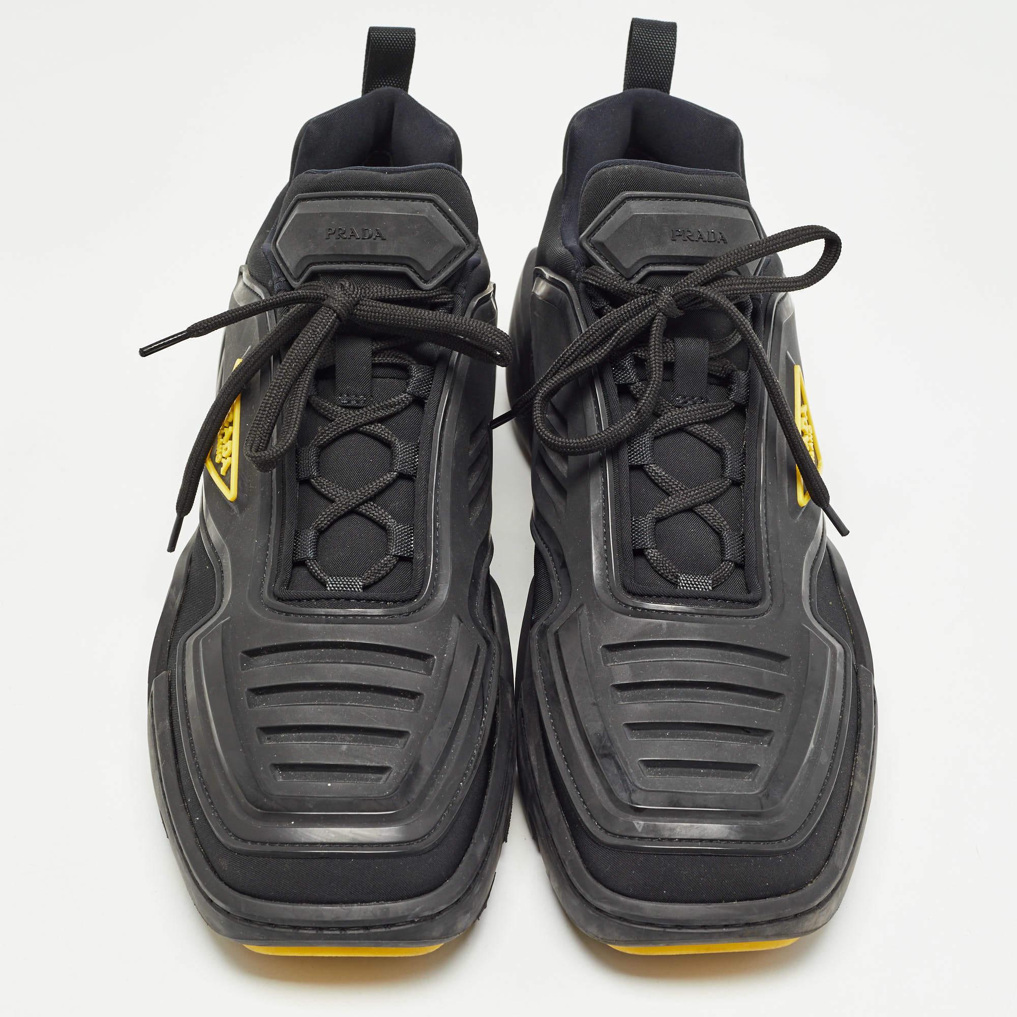 Prada Black/Yellow Techno Fabric and Rubber Low Top Sneakers Size 45 In Good Condition In Dubai, Al Qouz 2