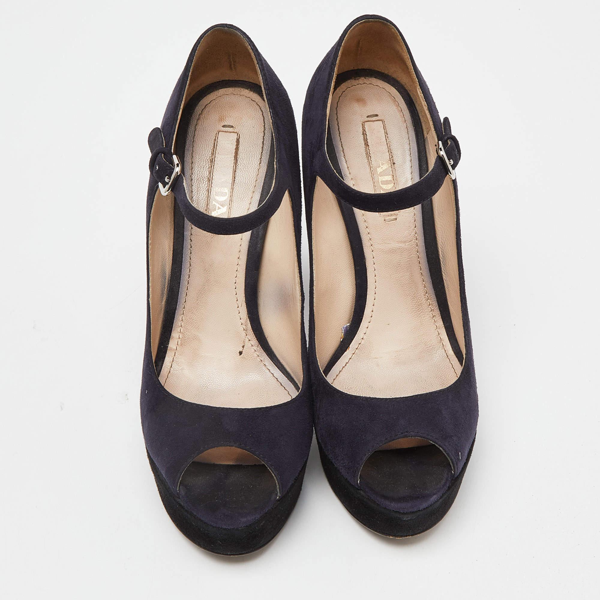 Noir Prada - Sandales à plateforme en daim bleu/noir - Taille 39,5 en vente