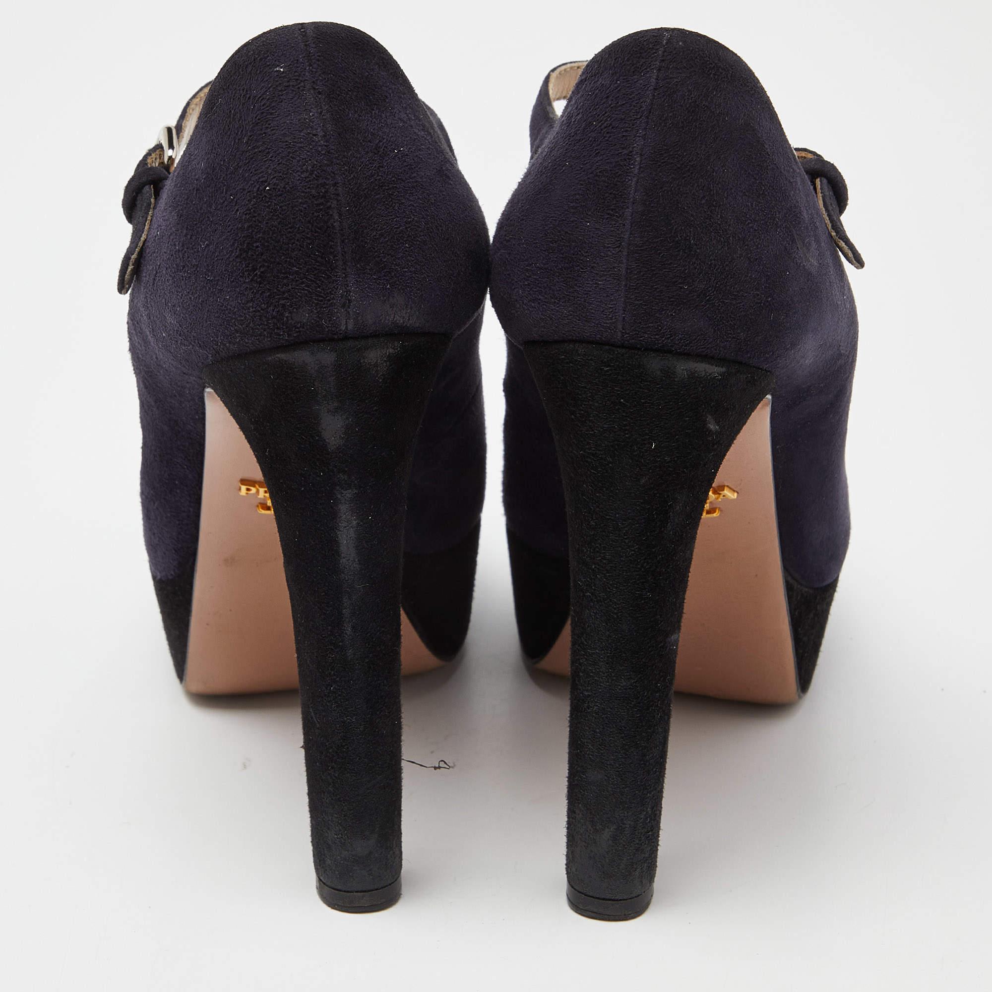 Prada - Sandales à plateforme en daim bleu/noir - Taille 39,5 Pour femmes en vente