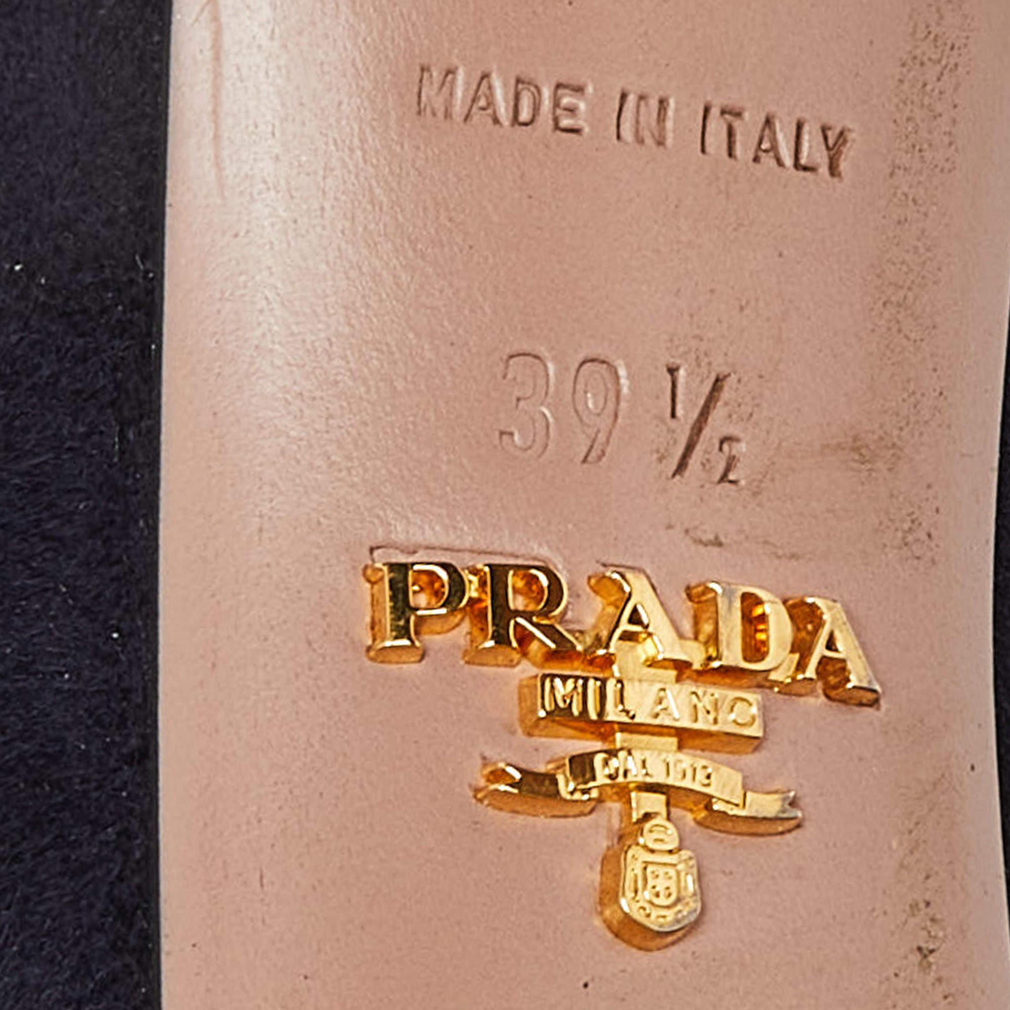 Prada - Sandales à plateforme en daim bleu/noir - Taille 39,5 en vente 3