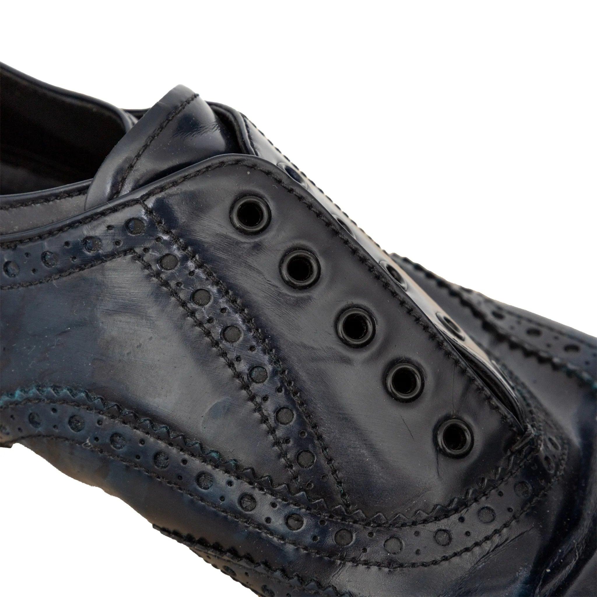 Prada Blaue Brogue-Lederschuhe - '00s im Angebot 2