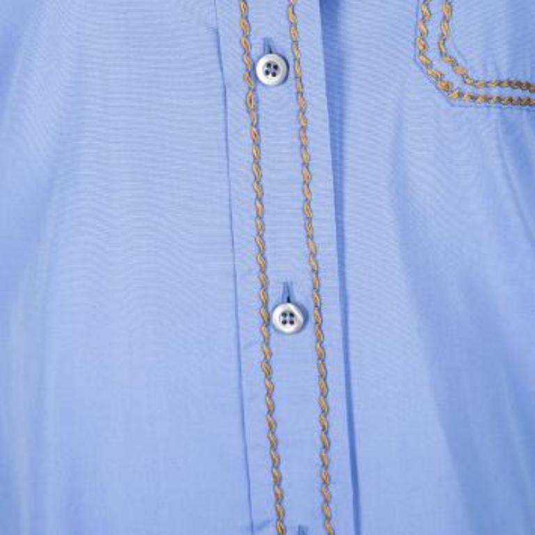 Prada Blaues langärmeliges Hemd aus Baumwolle mit Kontrastbestickten Ärmeln und Knopfleiste S Damen im Angebot
