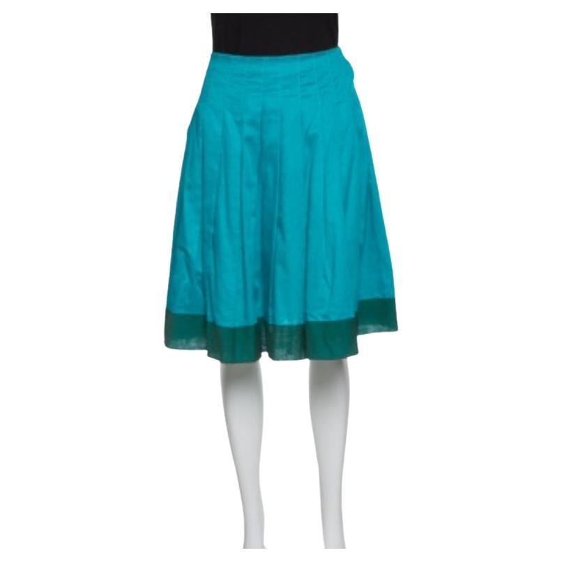 Prada jupe plissée en coton bleu avec bordure en soie contrastée M en vente