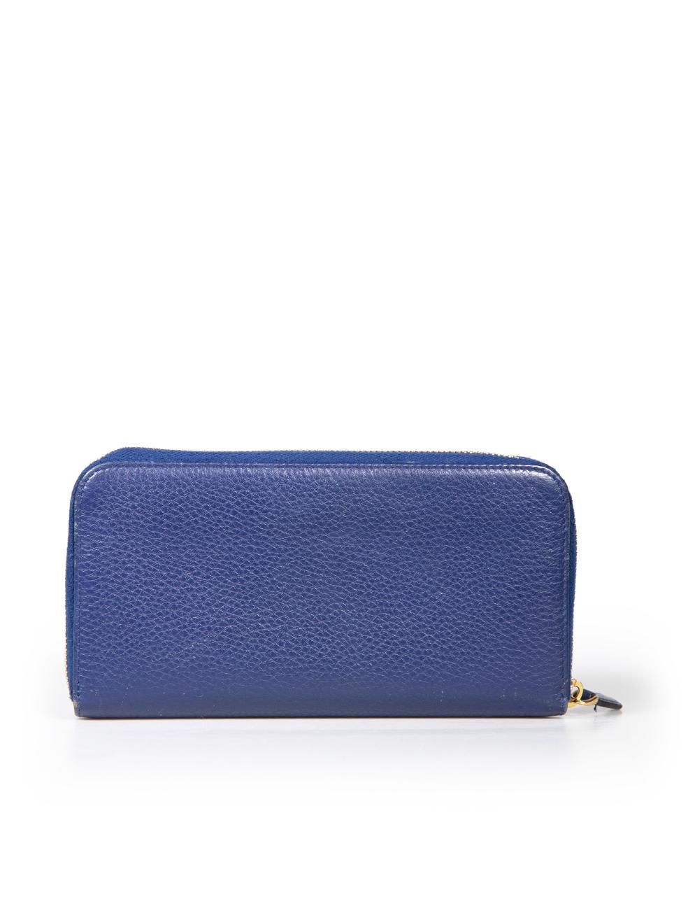 Prada Blue Leather Zip-Around Wallet In Good Condition For Sale In London, GB
