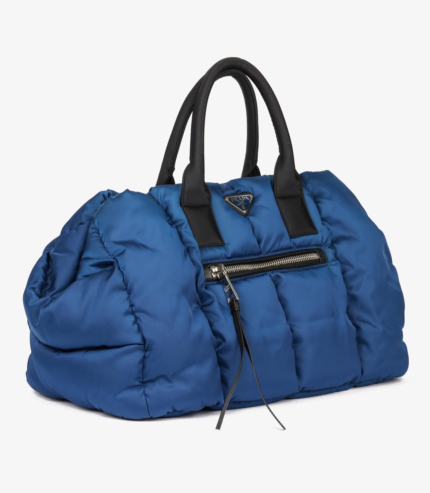 Prada Blue Nylon Tessuto Bomber Tote Azul en venta