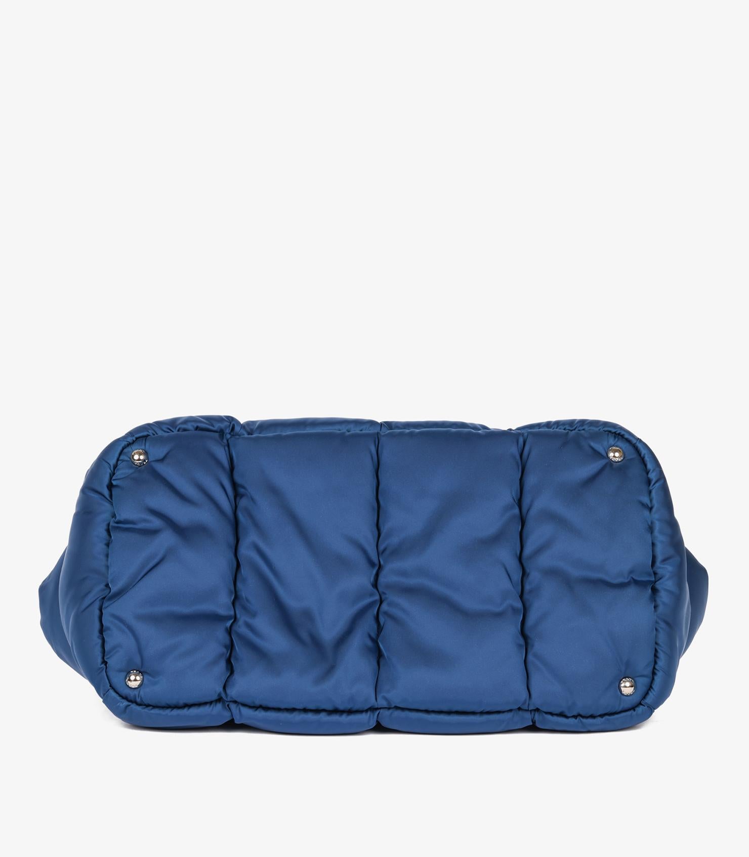 Prada Tessuto Bomber-Tasche aus blauem Nylon im Angebot 2