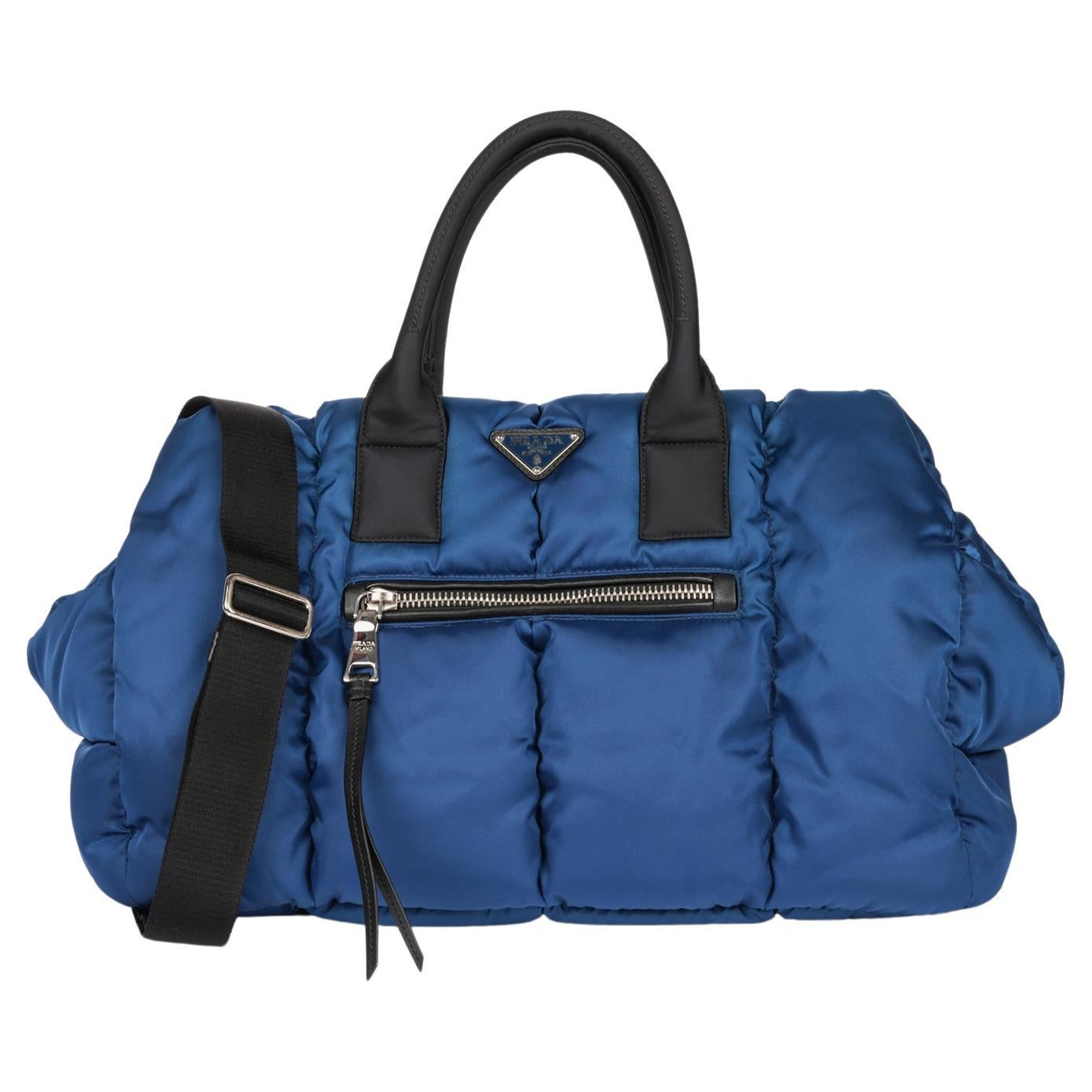 Prada Tessuto Bomber-Tasche aus blauem Nylon im Angebot