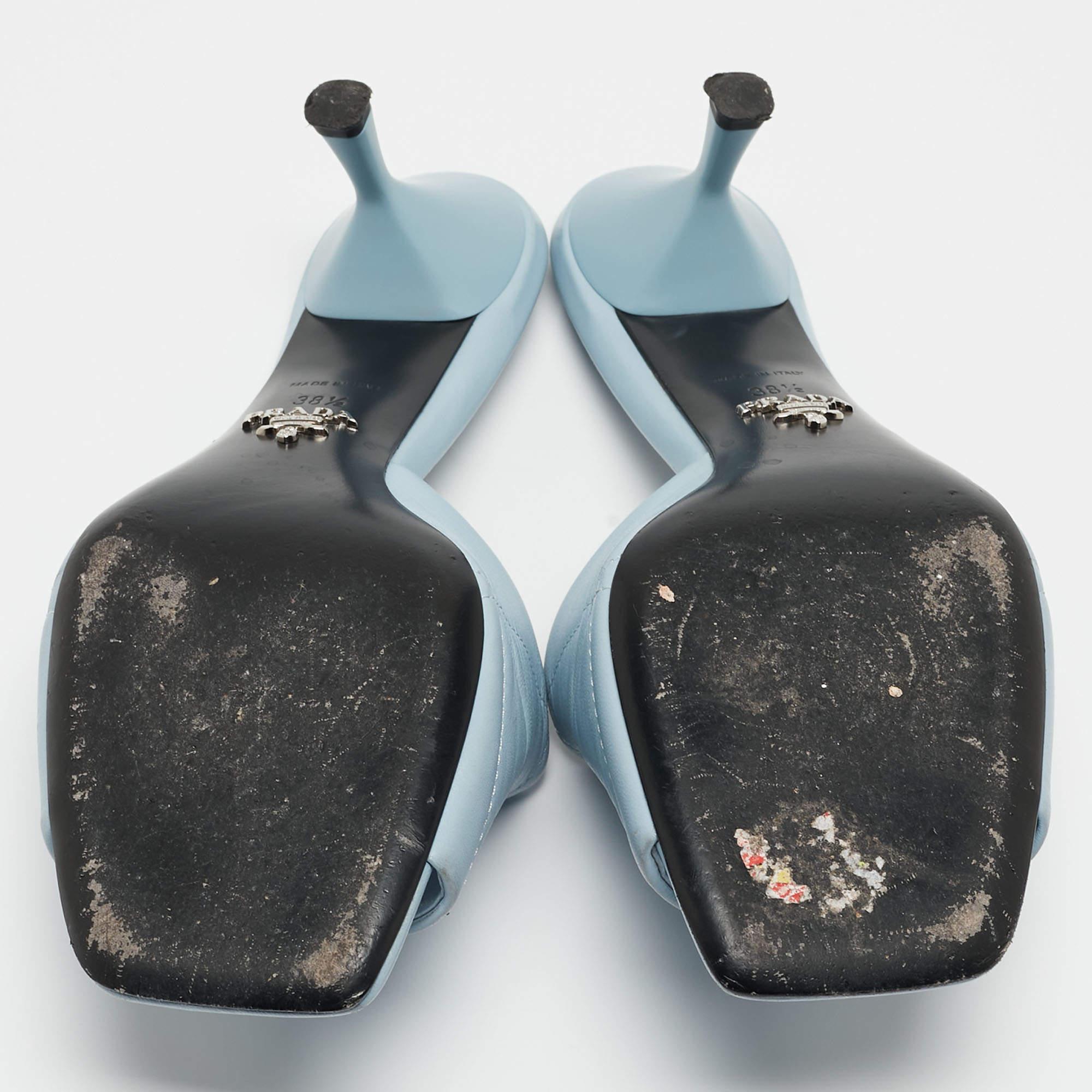 Prada Blue Quilted Leather Logo Slide Sandals Size 38.5 For Sale 5