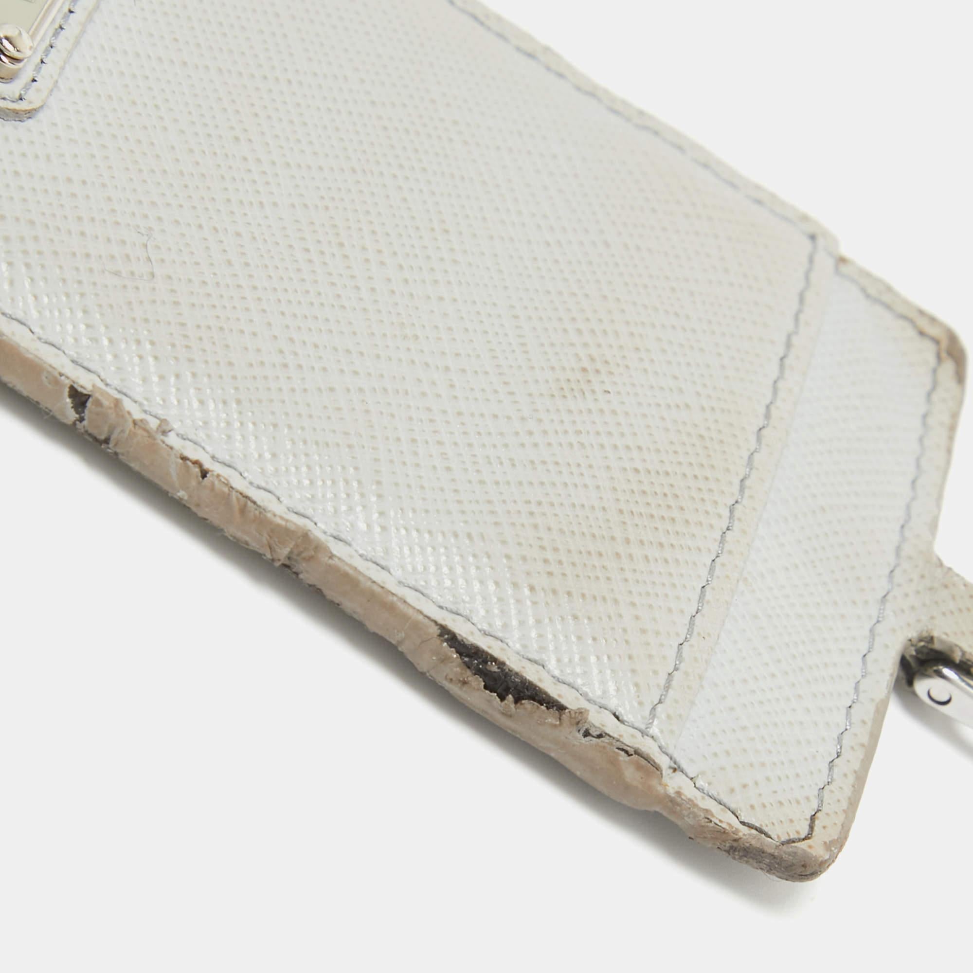Prada Blue Saffiano Leather Badge Holder In Fair Condition For Sale In Dubai, Al Qouz 2