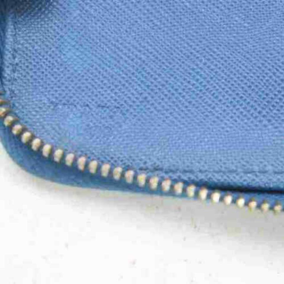 Prada Cartera larga de piel saffiano azul con cremallera Zippy Continental 860192 en Bueno Estado en Dix hills, NY