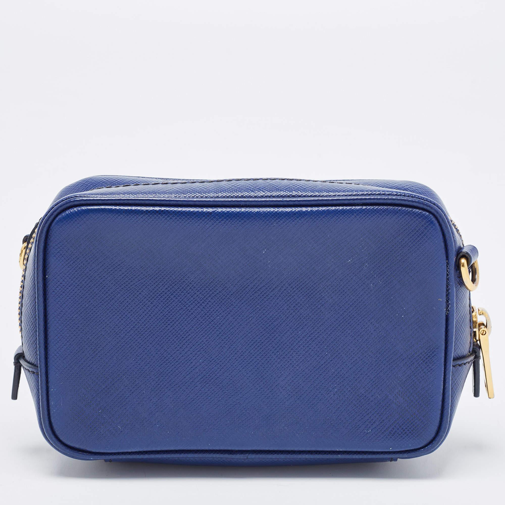 Designed to be durable, this lovely crossbody bag is a prized buy. Chic and easy to carry, the creation comes with a long shoulder strap and a spacious interior to keep your essentials safe.

Includes: Original Box, Detachable Strap

