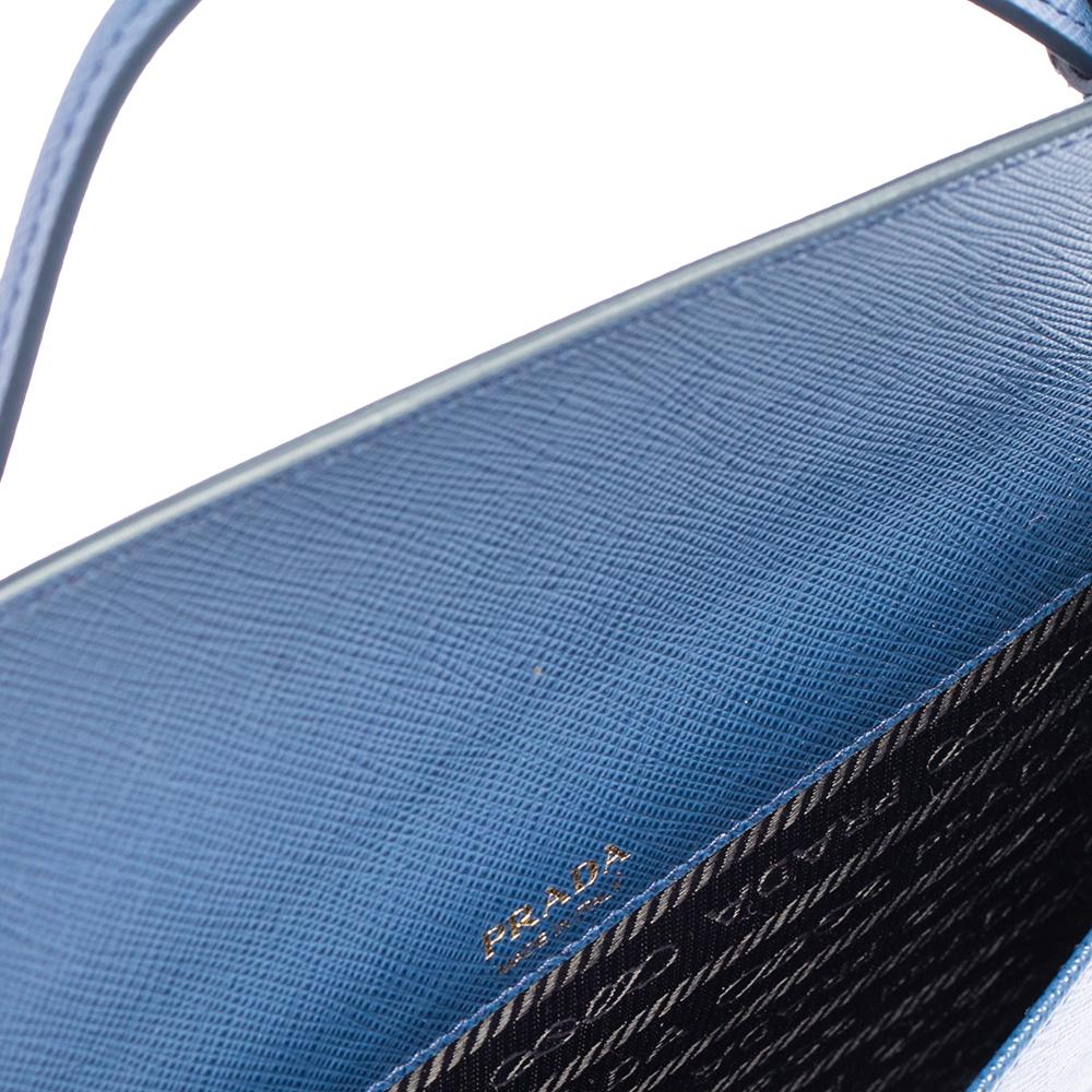 Prada Blue Saffiano Lux Leather Mini Crossbody Bag In Excellent Condition In Dubai, Al Qouz 2