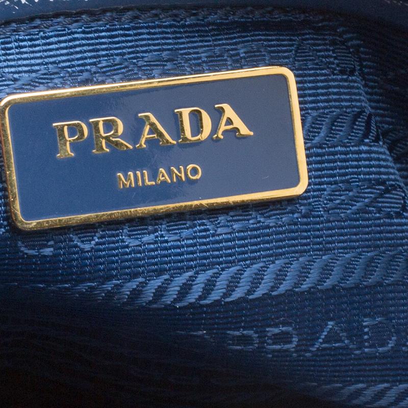 prada blue label