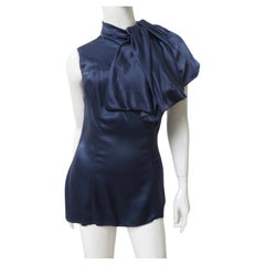 Prada Top in seta blu con drappeggio al collo