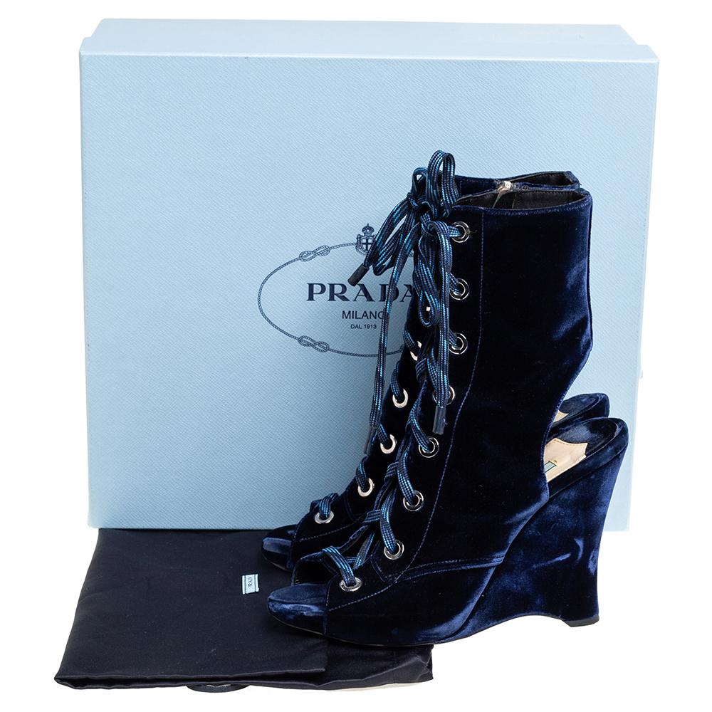 Blue velvet lace clearance up boots
