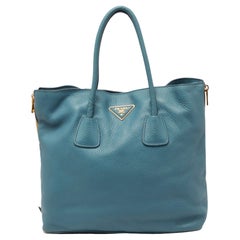 Prada Shopper-Tasche aus blauem Vitello Daino-Leder mit seitlichem Reißverschluss
