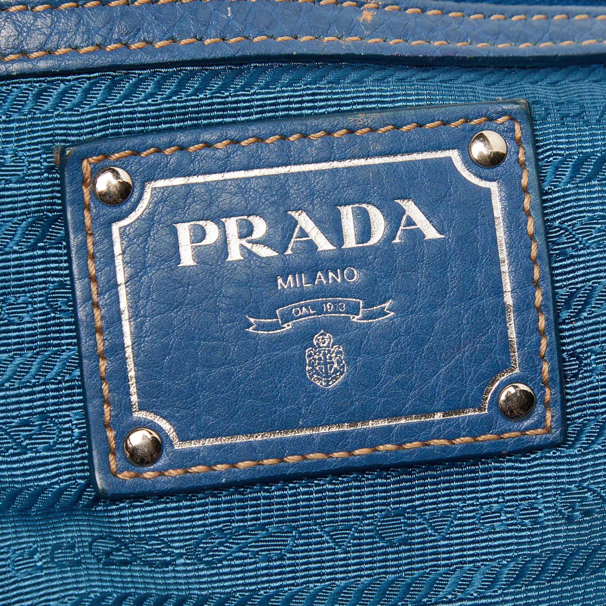 Women's Prada Blue Vitello Daino Leather Tote For Sale