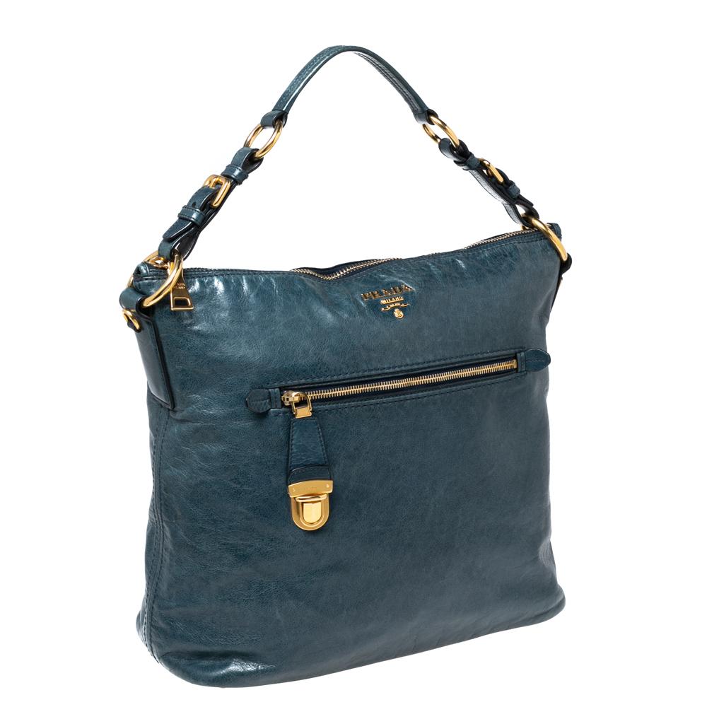 Prada Blue Vitello Shine Leather Tote In Good Condition In Dubai, Al Qouz 2