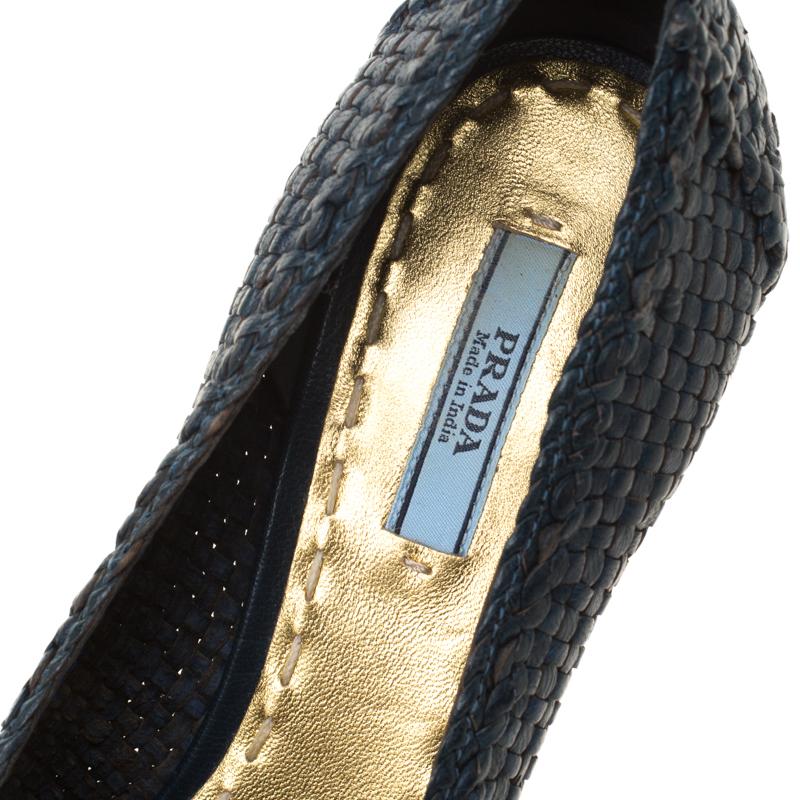 Prada Blue Woven Leather Madras Platform Pumps Size 38 For Sale 1